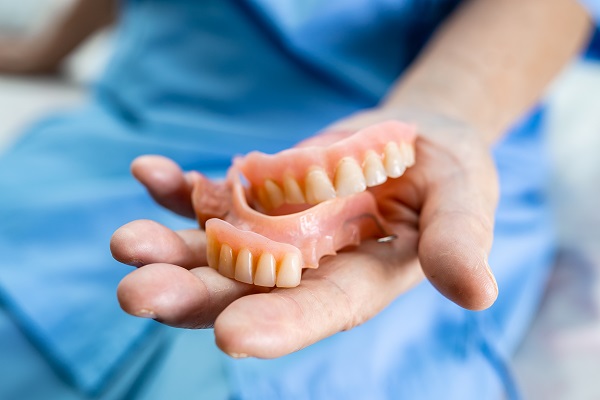 What Makes Dentures Vulnerable To Breaking